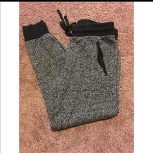 Nollie joggers